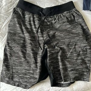 Size M Lululemon shorts, unlined